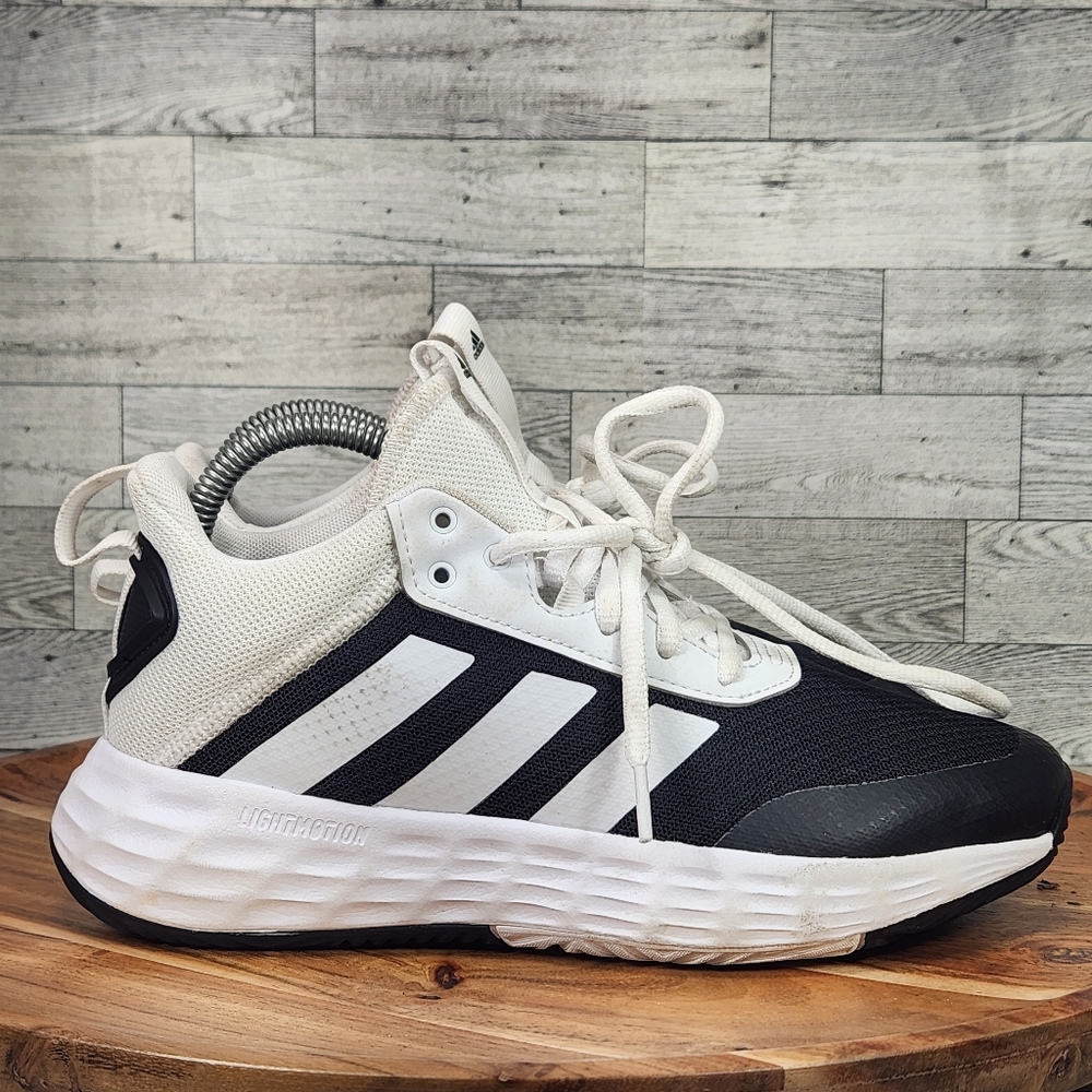 Adidas Own The Game 2.0 Basketball Shoes Kids Size 5 Mid Top Light Motion GW1552